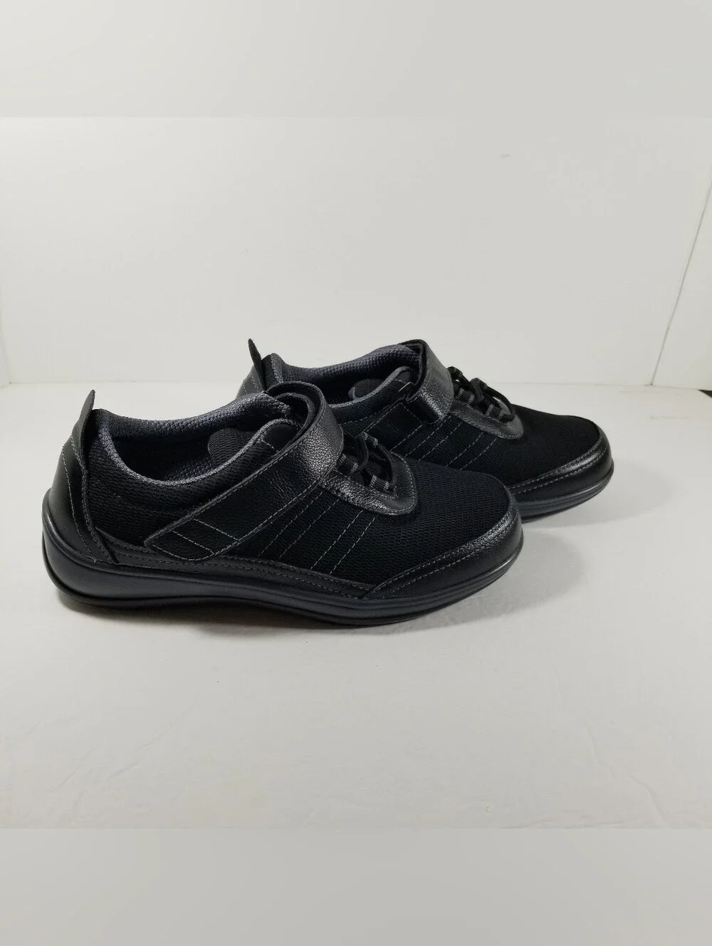 Orthofeet Breeze 835 Shoes Women's 9 Extra Wide Black Leather Walking Sneakers